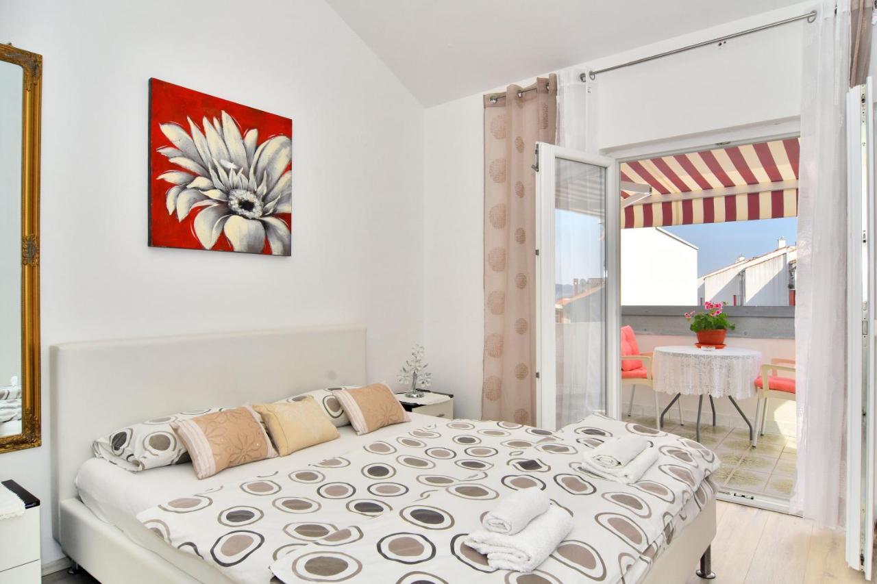 Apartments And Rooms Anika Zadar Exterior foto